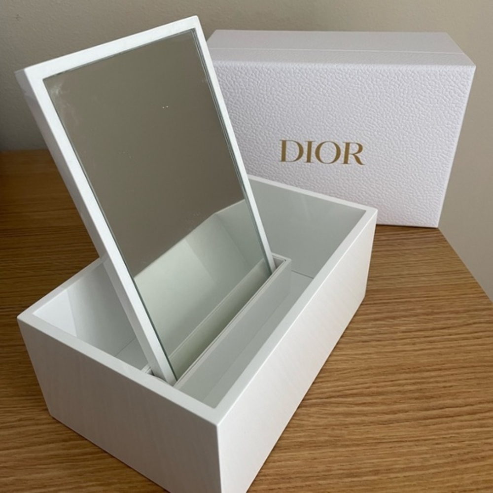 DIOR LA MOUSSE OFF/ON Cleanser 150ml and Mirror White Lacquered Display Box - Picture 4 of 8